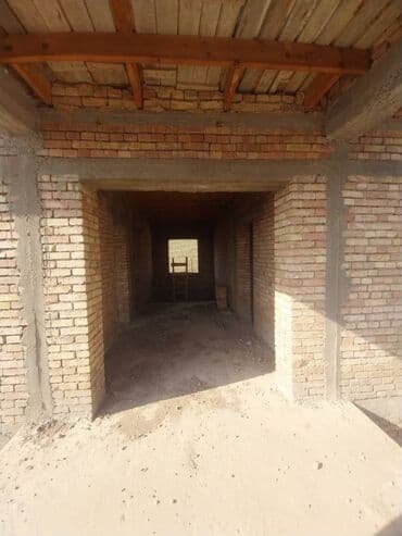 Дома: Хонаи фуруши дар Хисор 2 этажа, 3 подвал, 6 дар хона. (4 та спальни, 2 — 2