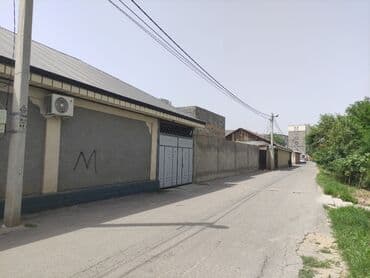 Хонаи фурӯшӣ дар маҳаллаи Испечак назди мактаби 93. Хона аз ду ошёна — 5